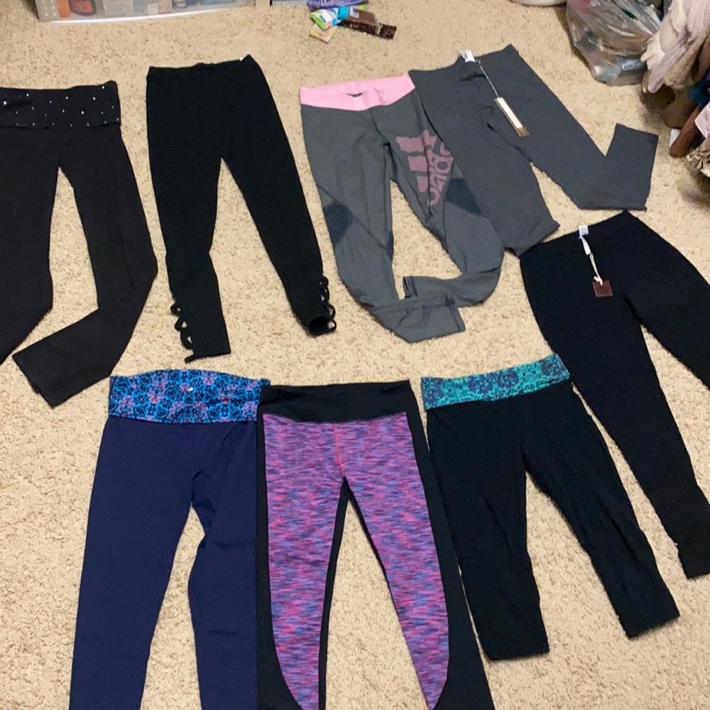 8 pairs name brand leggings XS/S